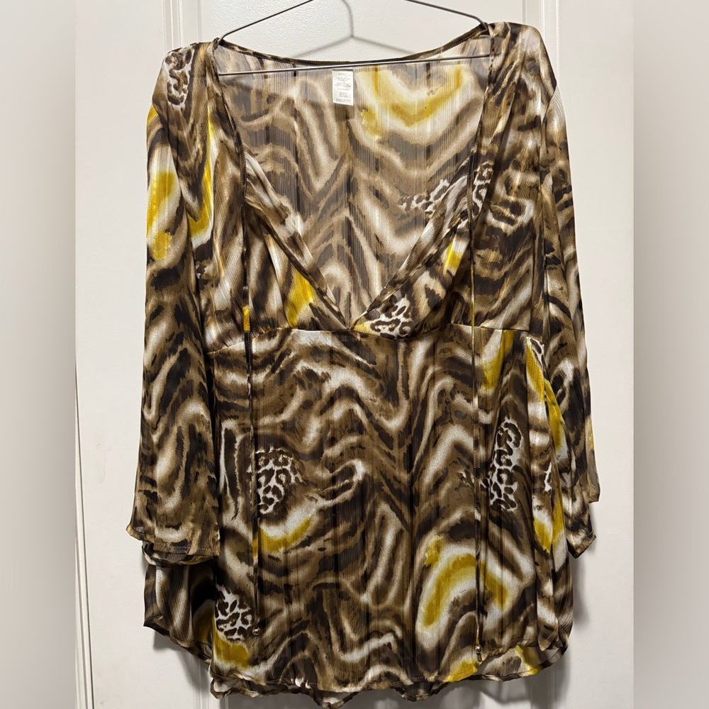 Animal print woman’s blouse XXL pit pit 26 length 30